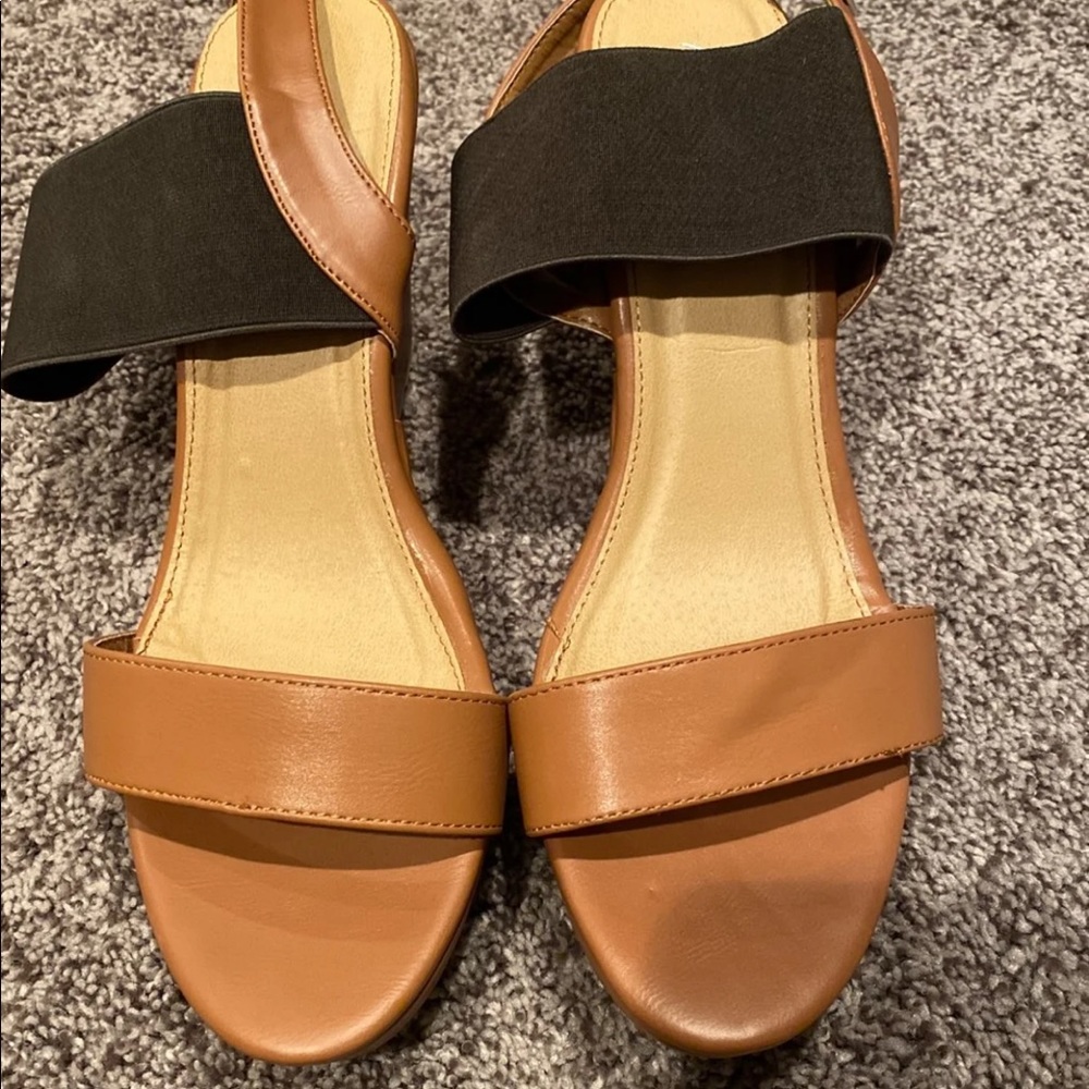 Sz 12 Ashley Stewart wedges